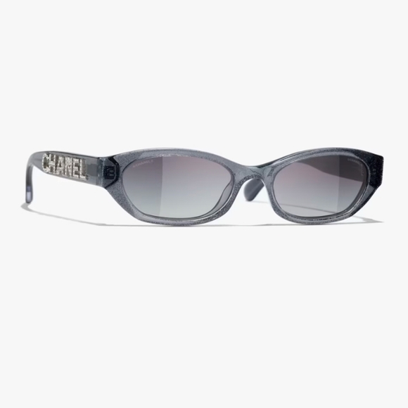CHANEL RECTANGLE 71280A s1746 Silver Trendy Sunglasses - Picture 3 of 16